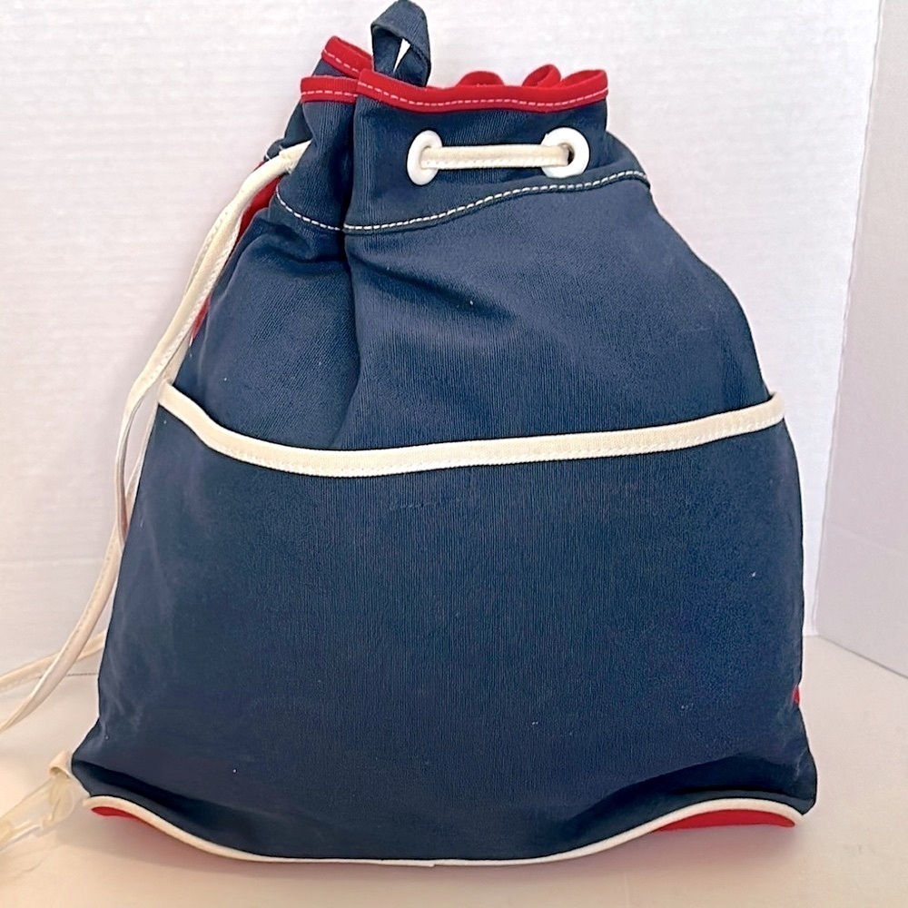 Red Star-Patterned Drawstring Bag EUC - Picture 6 of 16